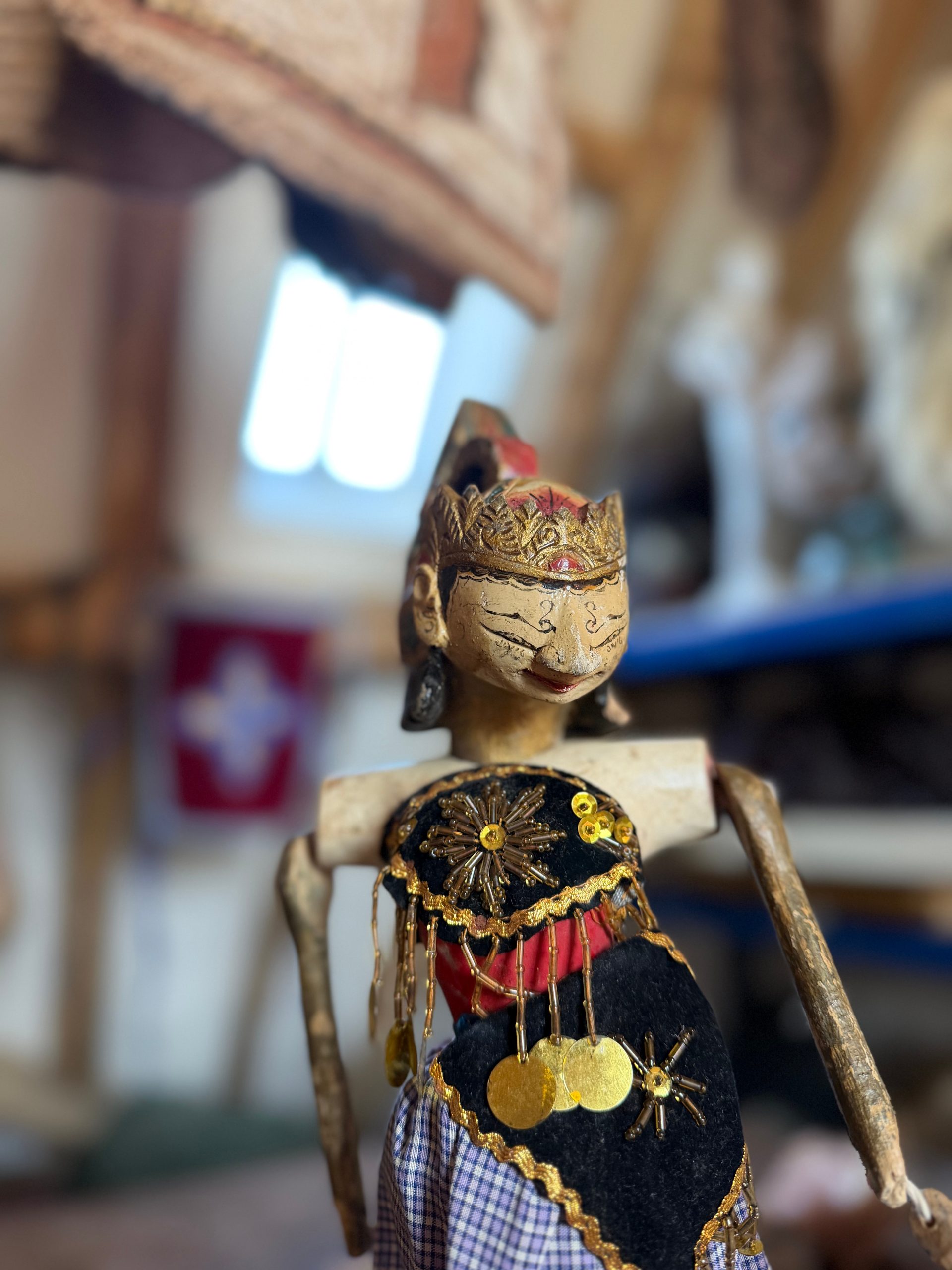 Javanese One Handed Wooden Puppet